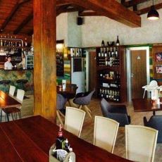 Interiér - Športcentrum BJ - reštaurácia KURTY